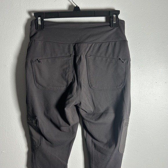 Athleta Women's Charcoal Gray Cargo Pocket Pants Stretchy Activewear Size Medium - Picture 3 of 4